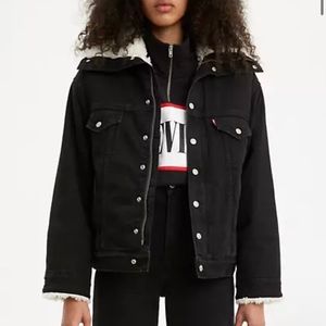 Levi’s Oversized Trucker Jacket